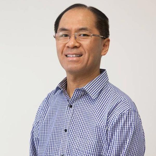 Dr William Wong